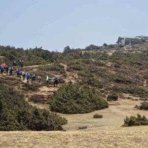 Vandring mot viloplats på väg mot Everest Base Camp