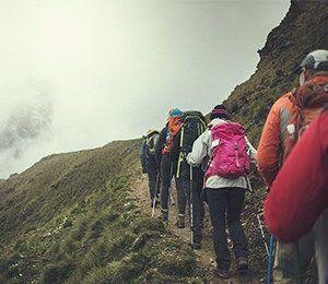 Vi vandrar i lugnt tempo längst Inkaleden för en sund acklimatisering