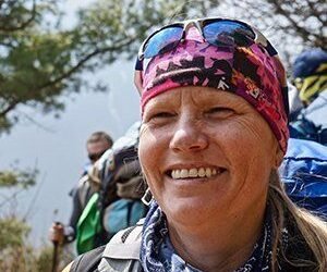 Det är lätt att få ett leende på läpparna när man finner sig på väg mot Everest Base Camp