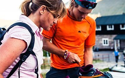 Våra guider förbereder inför bestigning av Kebnekaise