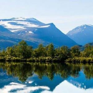 Den vackra fjällnaturen kring Kebnekaise