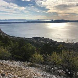 Utsikt över Adratiska Havet i Kroatien